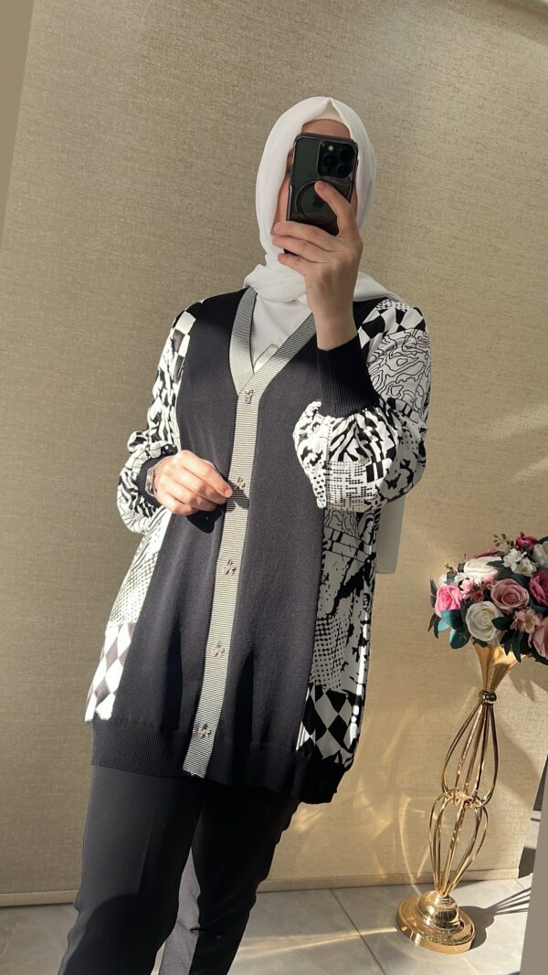 GHİSA HIRKA